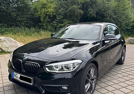BMW 116i Advantage 2/3 NAVI LED Scheckheftgepflegt