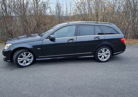 Mercedes-Benz C 350 T BlueEFF. ELEGANCE Autom. 306 PS