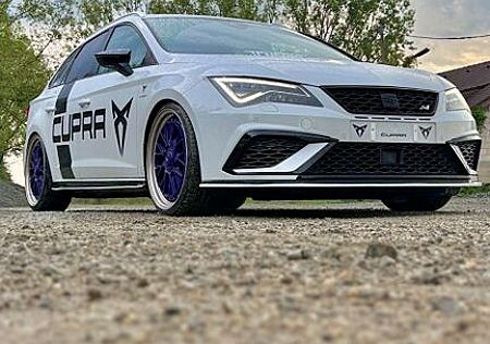 Seat Leon 2.0 TSI St&S ST CUPRA 300 DSG 4Drive CU...