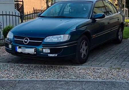 Opel Omega 2.0 16V CD CD