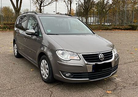 VW Touran Volkswagen 1.9 TDI DPF Trendline BlueMotion Tren...