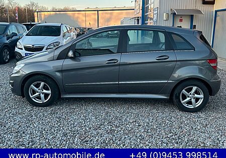 Mercedes-Benz B 180 CDI 2.0 AHK PDC NAVI SITZHZG KLIMAAUT