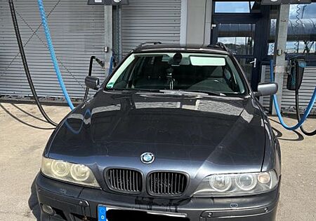 BMW 520i Touring -