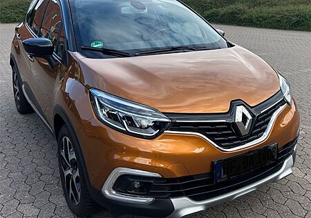 Renault Captur , wenig Kilometer, neue Reifen