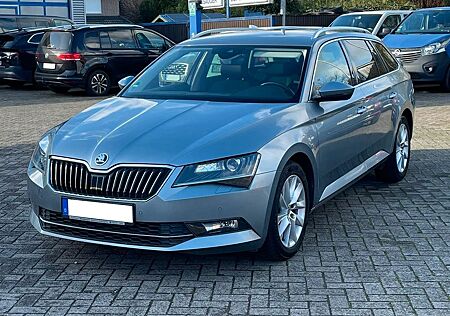 Skoda Superb Combi Style 2.0 TDI DSG+NAVI+BI-XEN+APP