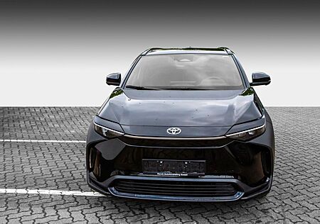 Toyota bZ4X 71,4 kWh 150kW Comfort-Paket Wärmepumpe