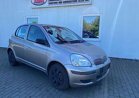 Toyota Yaris 1.0 VVT-i / 5-Türig /
