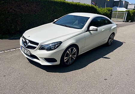 Mercedes-Benz E 220 E -Klasse Coupe BlueTec /Nur 43000Km