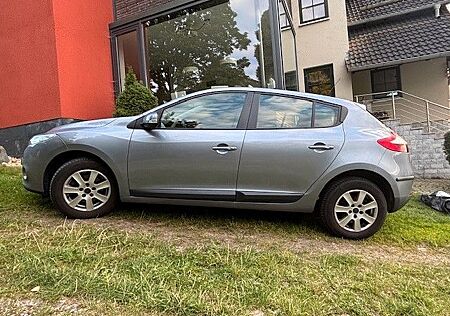 Renault Megane Expression 1.6 16V 100 Expression