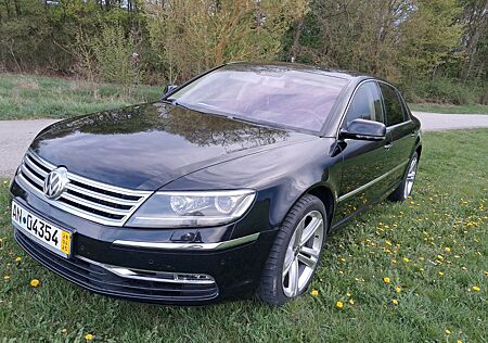 VW Phaeton Volkswagen 3.0 V6 TDI 4MOTION Tiptronic 4-Sitzer -