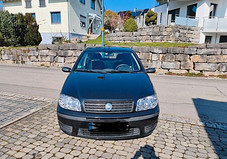 Fiat Punto TÜV 1/28