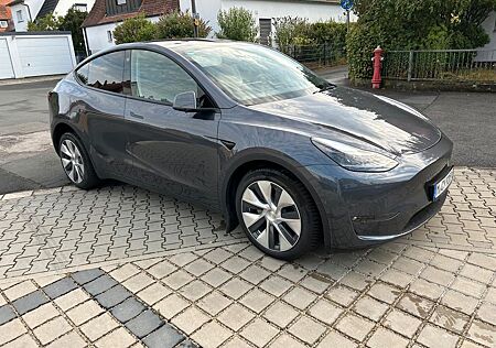 Tesla Model Y Long Range Dual Motor AWD