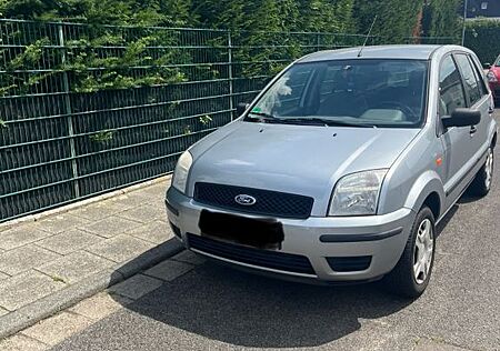 Ford Fusion 1,4 16V + EST +