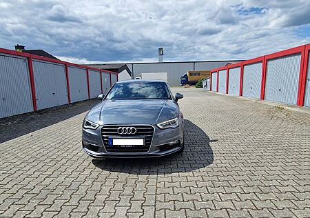 Audi A3 1.4 TFSI S tronic Bi-Xenon, 04/27 TÜV, Keyles