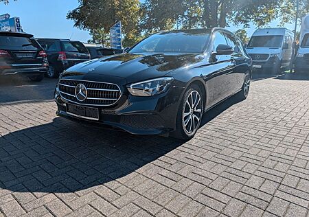Mercedes-Benz E 220 E -Klasse T-Modell d