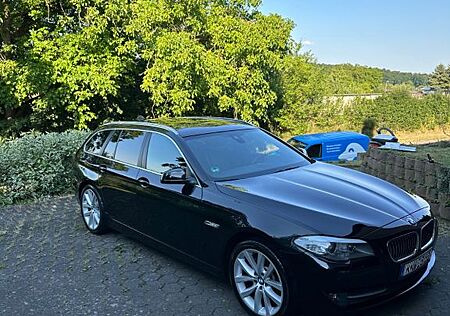 BMW 530d Touring,Head up Display