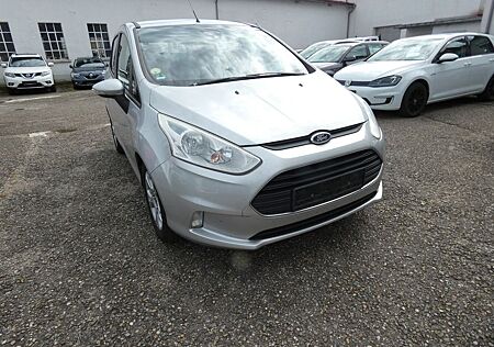 Ford B-Max Sync Edition "Navi"
