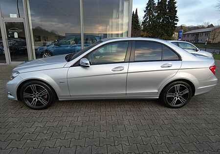 Mercedes-Benz C 200 Edition *2 HAND*AUTOMATIK*PDC*KLIMA*8xALU