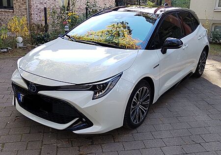 Toyota Corolla gebraucht kaufen Toyota Corolla 2,0 Hybrid Team Deutschland Team Deu...