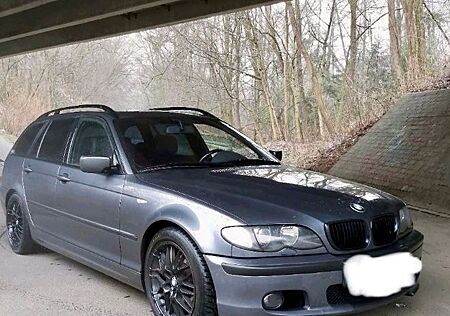 BMW 325i touring -