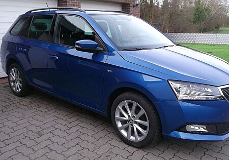 Skoda Fabia 1.0l MPI 55kW SOLEIL NAVI Tempomat