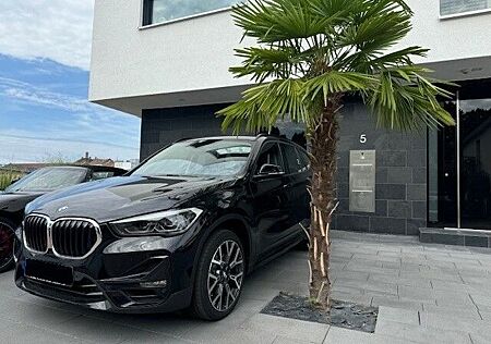 BMW X1 Baureihe sDrive 20 i Sport Line LEASING