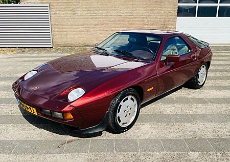 Porsche 928 4.7 S Coupé 1983 schuifdak automaat nette st