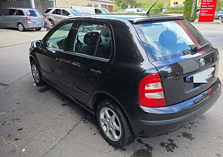Skoda Fabia Ambiente 8x Alu Tüv 4/26