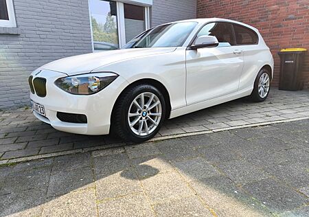 BMW 114i -