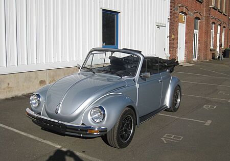VW Käfer Volkswagen Cabrio 1303 LS restauriert-Super Zustand