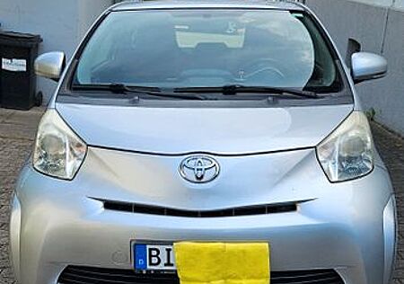 Toyota iQ 1,0-l-VVT-i -