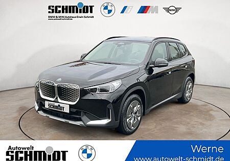 BMW iX1 xDrive30 ELEKTRO UPE 62.140 EUR