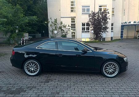 Audi A5 3.2 FSI quattro -