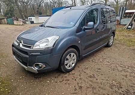 Citroën Berlingo HDi 115 Multispace Euro5 PDC hintenAH