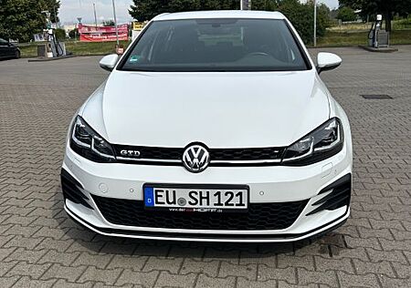 VW Golf Volkswagen 2.0 TDI 135kW SCR DSG SportGTD