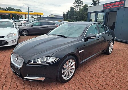 Jaguar XF 2.2 Diesel*NAVI*LEDER*SHZ*PDC*1.HAND*