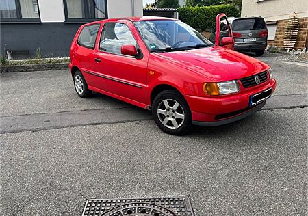 VW Polo Volkswagen 1.0 Bald Oldtimer !