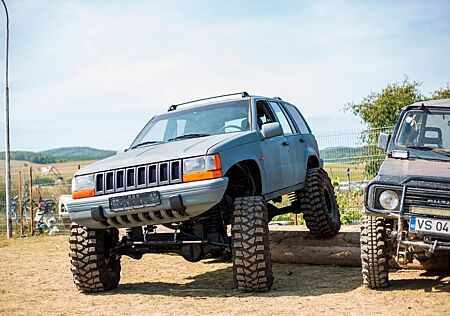 Jeep Grand Cherokee 5.2 Limited Auto Limited