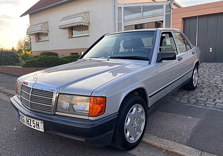 Mercedes-Benz 190