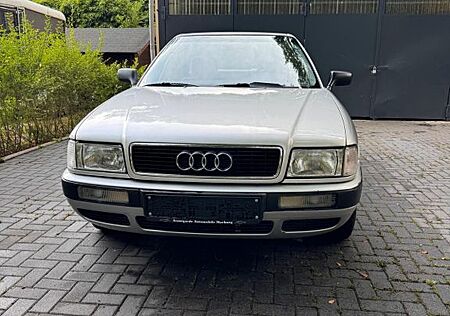 Audi 80 TÜV neu, Garagenfahrzeug, unter .000km, H mögl