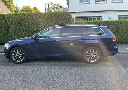 VW Passat Variant Volkswagen 2.0 TDI Comfortline Variant C...