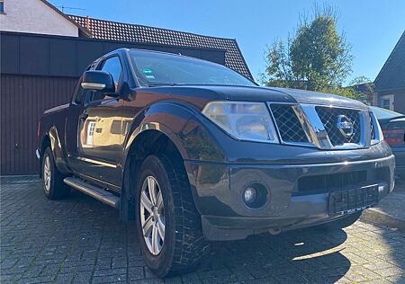 Nissan Navara 2.5 *Tüv * 165 Tkm *4x4