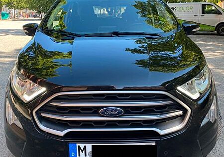 Ford EcoSport 1,0 EcoBoost 92kW Cool & Connect Co...