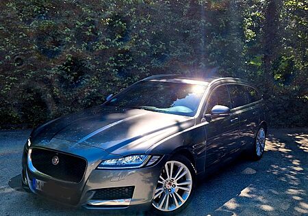 Jaguar XF 25d AWD 241PS Portfolio (Premium-Variante)