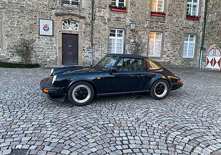 Porsche 911 Urmodell 911 SC Targa deutsche Erstauslieferung