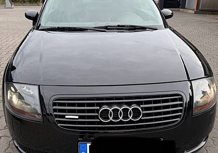 Audi TT S-Line quattro-165 kw Viele Neueteile TÜV Neu