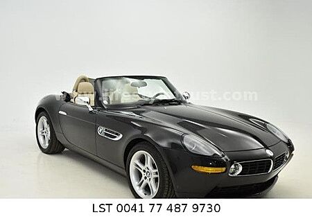 BMW Z8 - Lackschwarz / Leder Beige € 122.900 T1