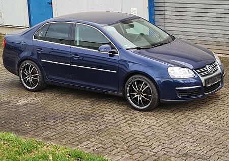 VW Jetta Volkswagen 2.0 FSI Sportline Sportline