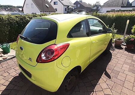 Ford Ka /+ 1,2 Titanium Titanium