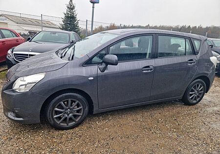 Toyota Verso 2.0l D-4D Executive Executive